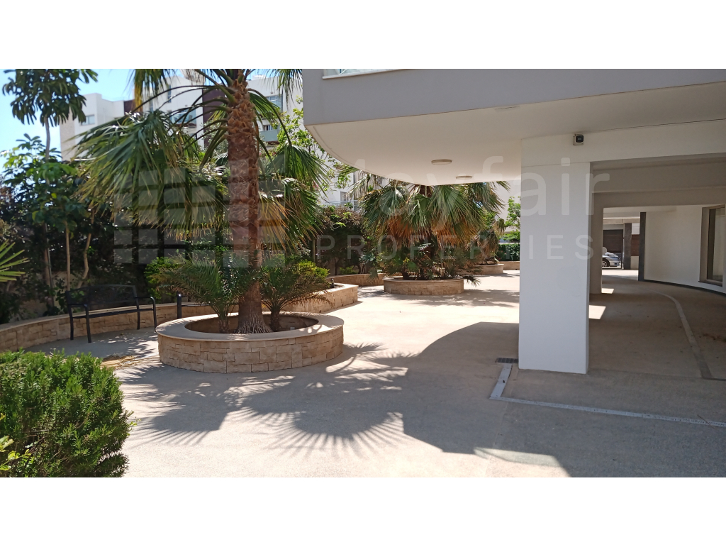 2-bedroom Seaview Apartment in Makenzy for Sale