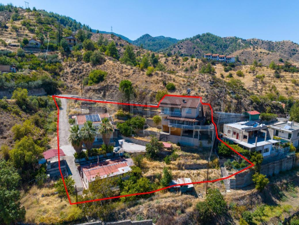 4 bedroom house in Kakopetria, Nicosia