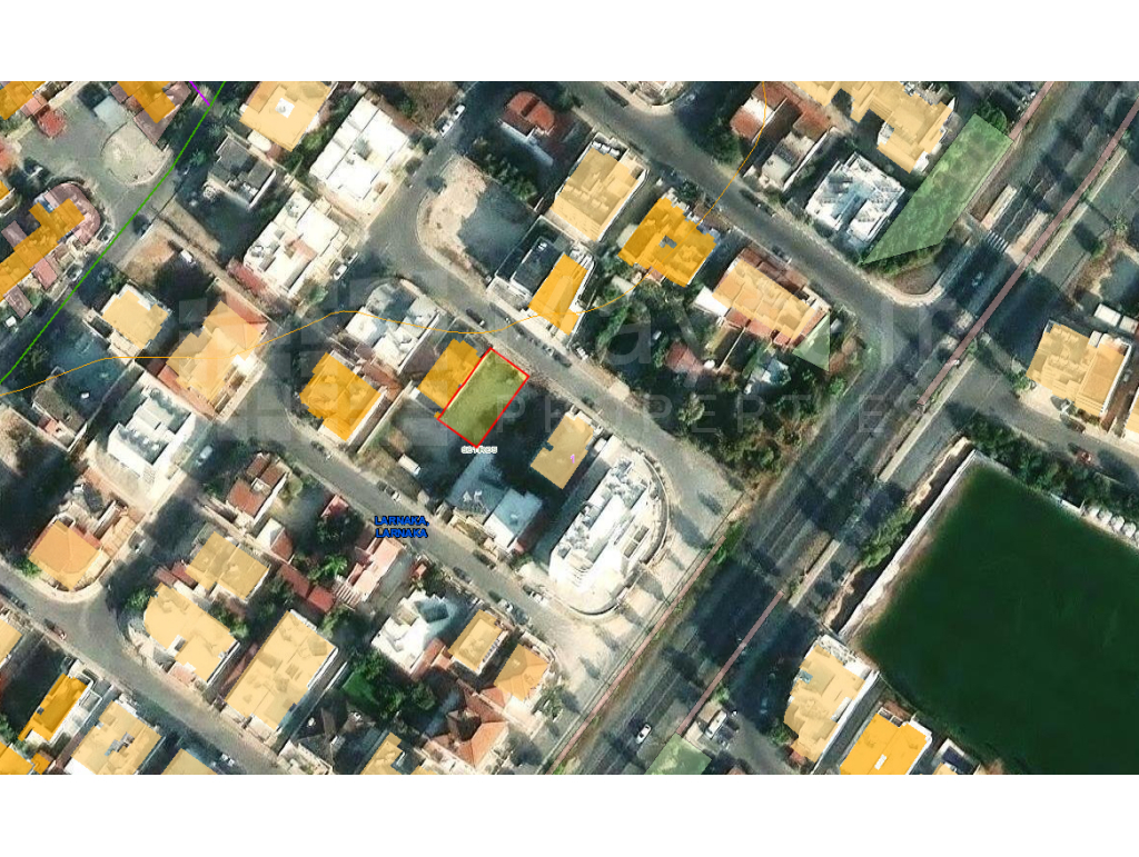 Residential Plot for Sale with Building Permit for 6 Apartments