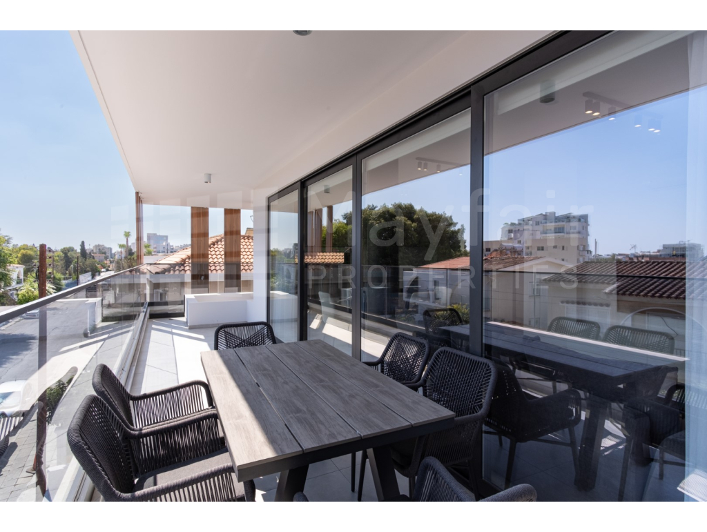 2-bedroom Apartment in Town Centre for Rent