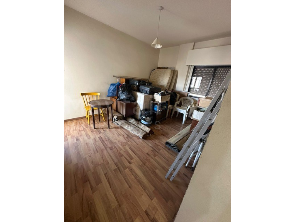 3-bedroom Apartment for Sale in Town Centre