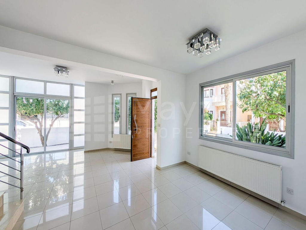 Four-Bedroom House with attic in Lakatamia, Nicosia