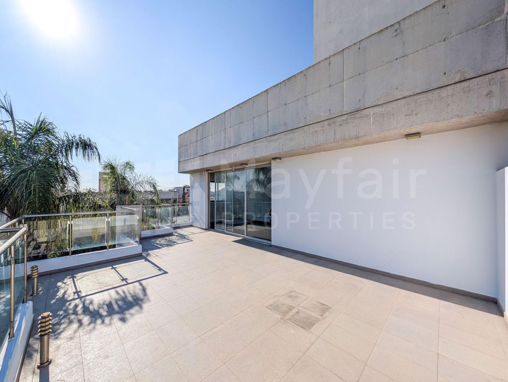 Top Floor Three-bedroom apartment in Agios Vasilios Quarter, Strovolos, Nicosia