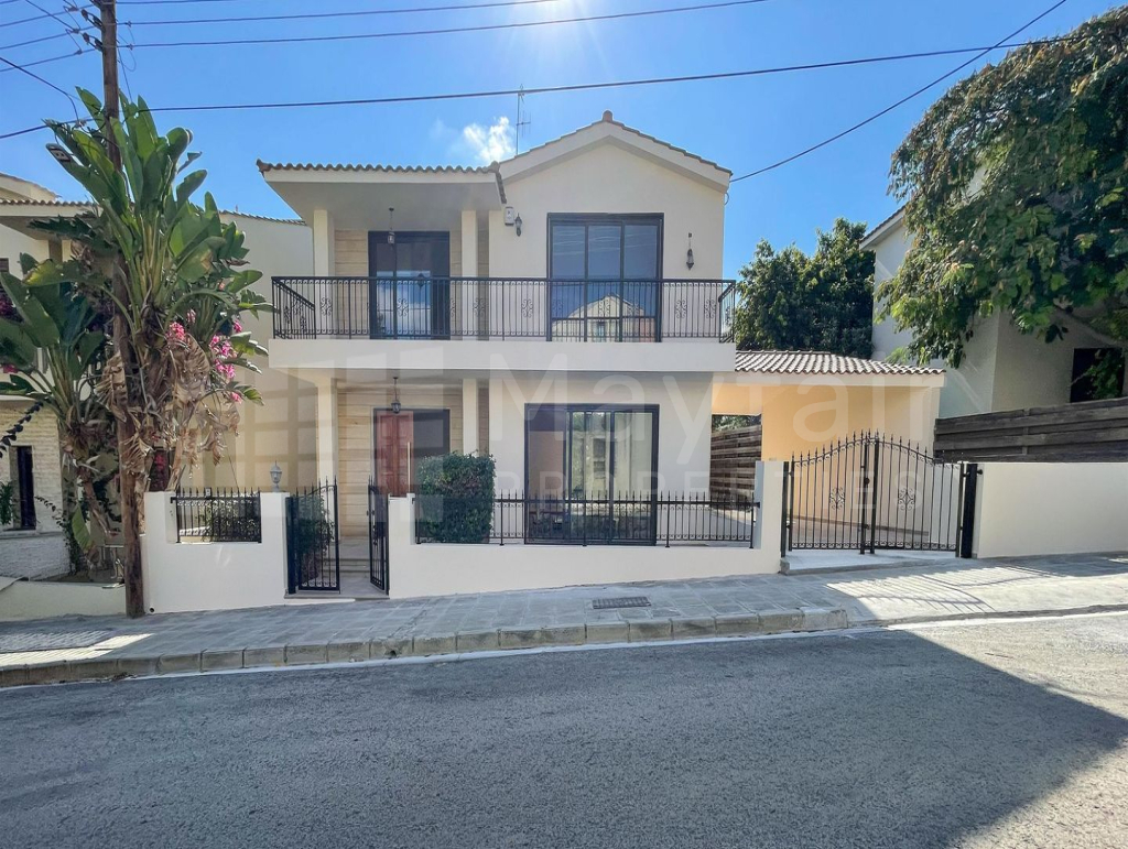 Three-Bedroom House with attic in Lakatameia, Nicosia