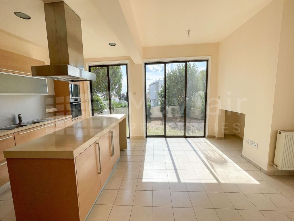 Three-Bedroom House with attic in Lakatameia, Nicosia