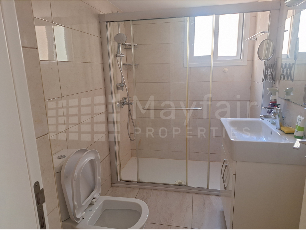 3-bedroom Apartment for Rent in Agios Nicolaos