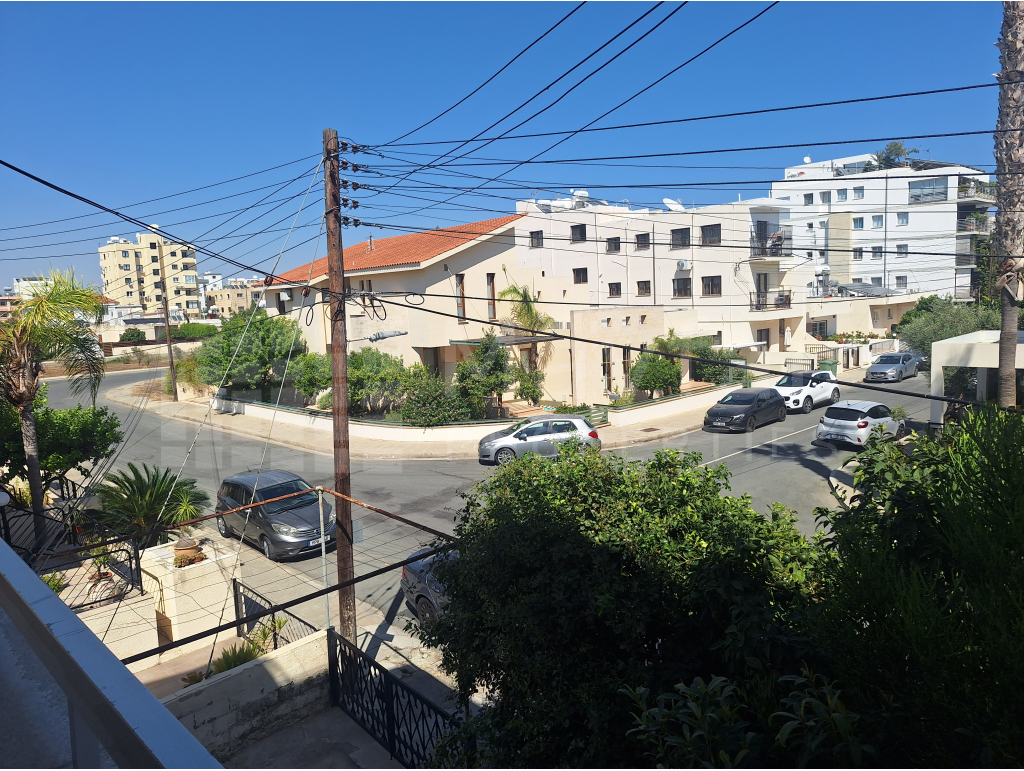 3-bedroom Apartment for Rent in Agios Nicolaos