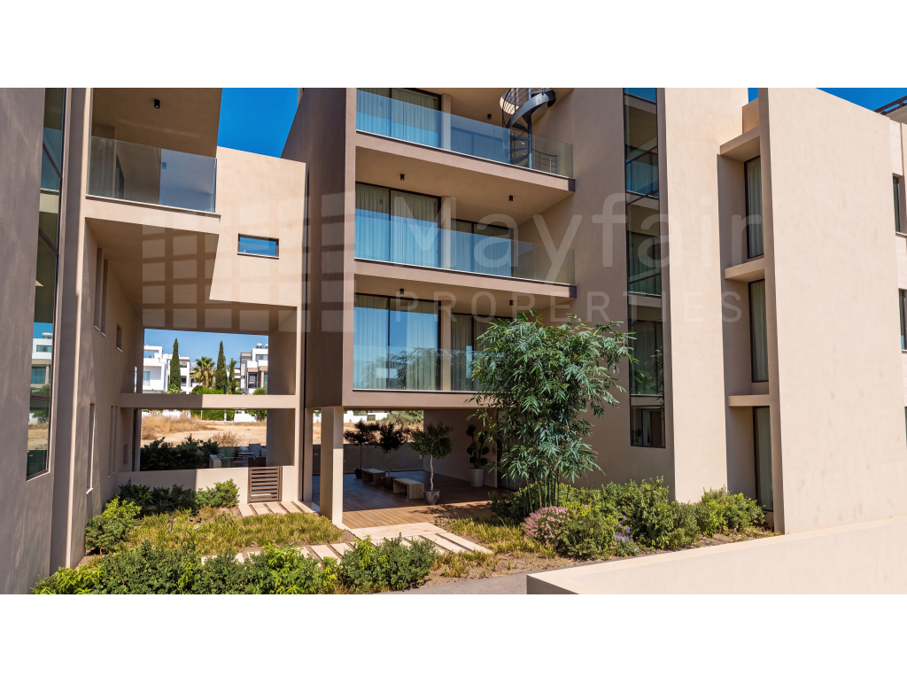 2-Bedroom Penthouse with Roof Garden for Sale in Krassas