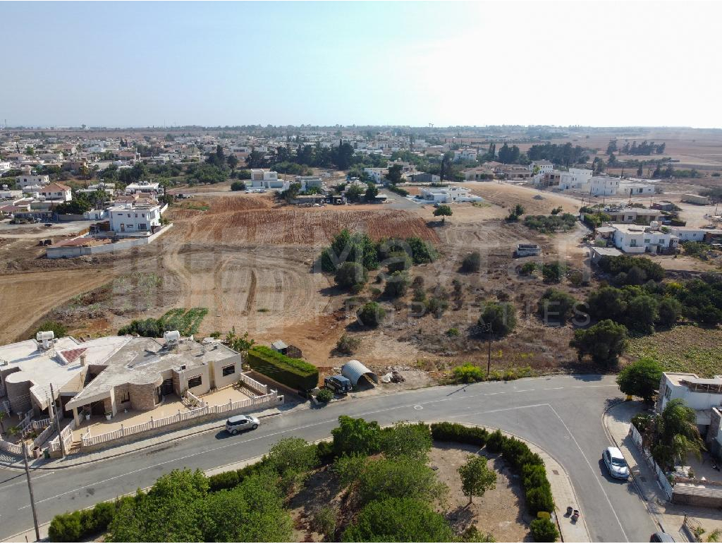 Residential Plot for Sale in Xylotymvou