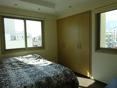 2 Bedroom Top Floor Apartment 