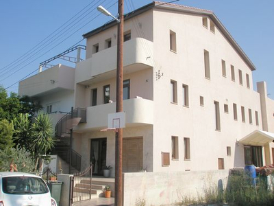 6 Bedroom Semi-Detached House in Larnaca