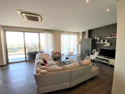 3 Bedroom Penthouse Apartment with Roof Garden and pool. in Larnaca