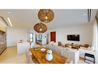 5 Bedroom Detached House