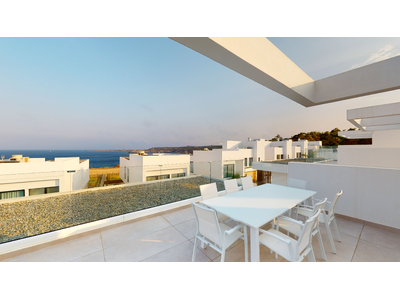 5 Bedroom Detached House