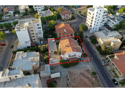 Building in a commercial plot in Agios Antonios, Nicosia in Nicosia