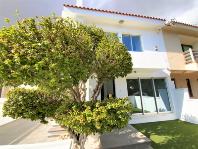 4 Bedroom semi-detached House in Larnaca