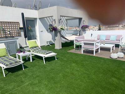 3 Bedroom Penthouse with Roof Garden 