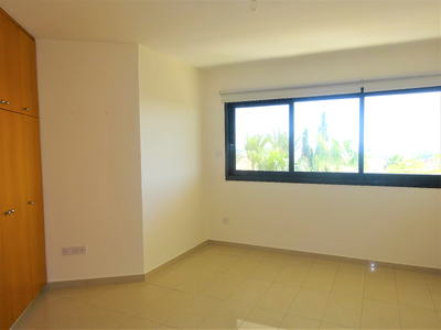 2-Bedroom Seaview Top-Floor Apartment in Oroklini for Sale