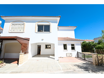 3 Bedroom Semi-Detached House For Sale in Larnaca