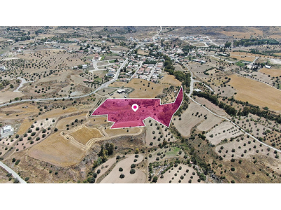 Share of a residential field in Analiontas, Nicosia in Nicosia