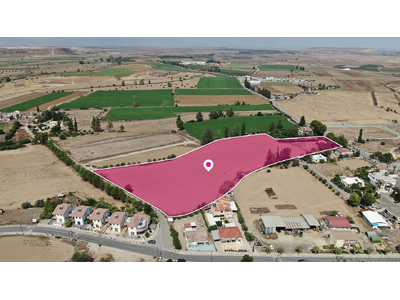 (Share) Field in Potamia, Nicosia in Nicosia