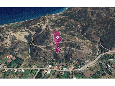 Residential field in Kato Pyrgos, Nicosia. in Nicosia