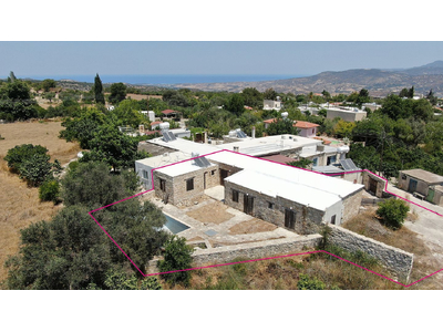 House in Pano Akourdaleia, Paphos