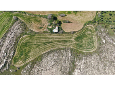 Residential field, Geri
