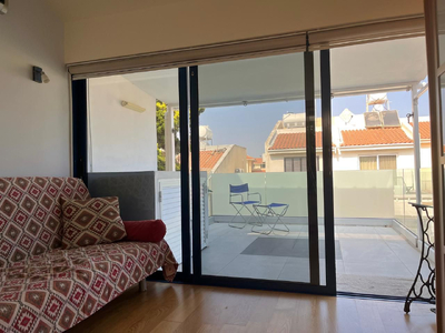 2 Bedroom Maisonette