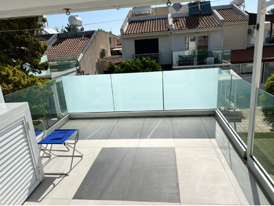 2 Bedroom Maisonette