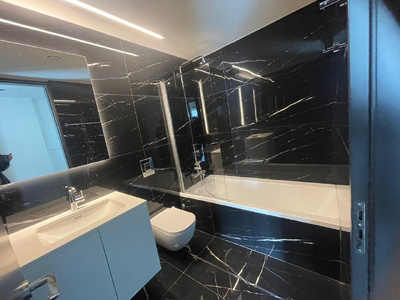 2 Bedroom Whole floor Apartment 