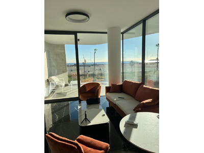 2 Bedroom Whole floor Apartment 