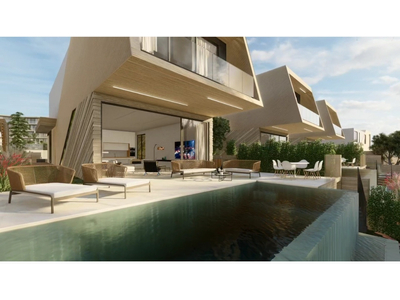 4 Bedroom Detached Houses For Sale in Limassol