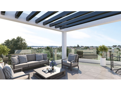 Two Bedroom Top Floor Apartment with roof garden