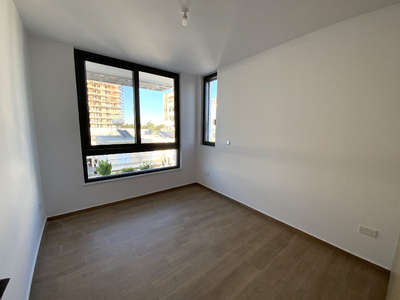 Key Ready 2 Bedroom Apartment near New Hospital