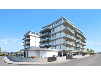3 Bedroom Top Floor Apartment with Roof Garden for Sale