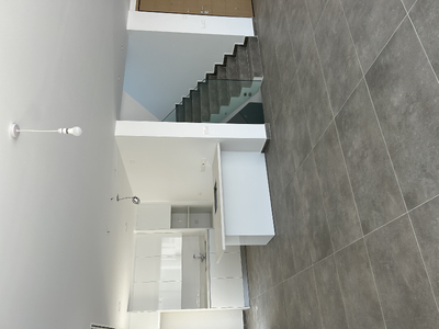 5 Bedroom Detached House 