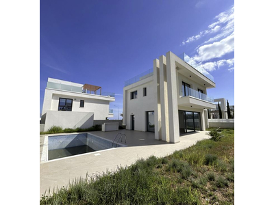 3 Bedroom Villa with Private Pool for Sale in Protaras in Famagusta