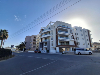 2 Bedroom Penthouse with Sea View in Port For Sale
