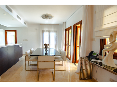 Luxury 3-Bedroom Sea View Villa in Alexander Heights, Aphrodite Hills