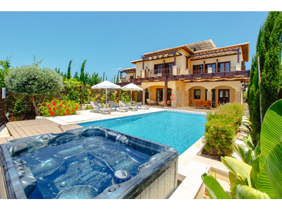 Luxury 3-Bedroom Sea View Villa in Alexander Heights, Aphrodite Hills in Paphos