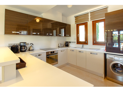Luxury 3-Bedroom Sea View Villa in Alexander Heights, Aphrodite Hills