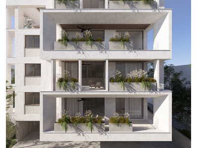 2-Bedroom Top Floor Apartment in Town Centre For Sale