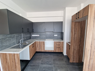 Ready to move in 2 Bedroom Penthouse with Roof Garden near Sklavenitis