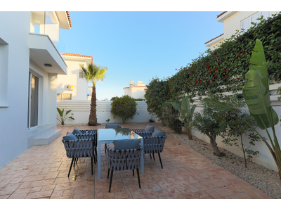 3-bedroom Villa in Pernera with Pool for Sale
