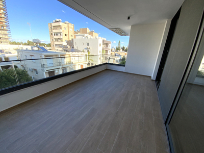 Key Ready 2 Bedroom Penthouse with Roof Garden
