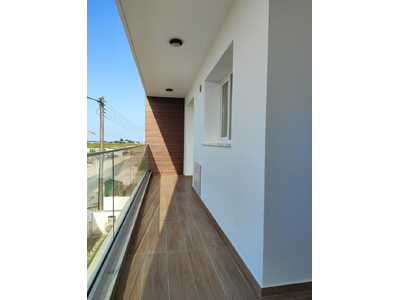Brand-New Modern 2-Bedroom Apartment for Rent in Livadia