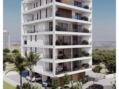 3 Bedroom Whole Floor Apartment For Sale in Makenzie