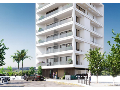 3 Bedroom Whole Floor Apartment For Sale in Makenzie