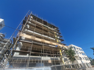 3 Bedroom Whole Floor Apartment For Sale in Makenzie